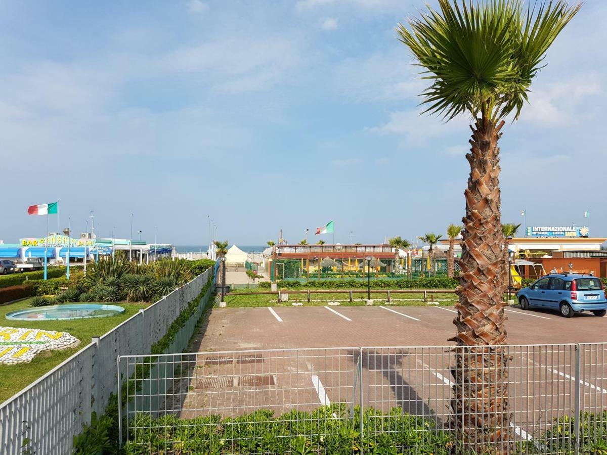 Sottomarina Beach Apartment Luaran gambar