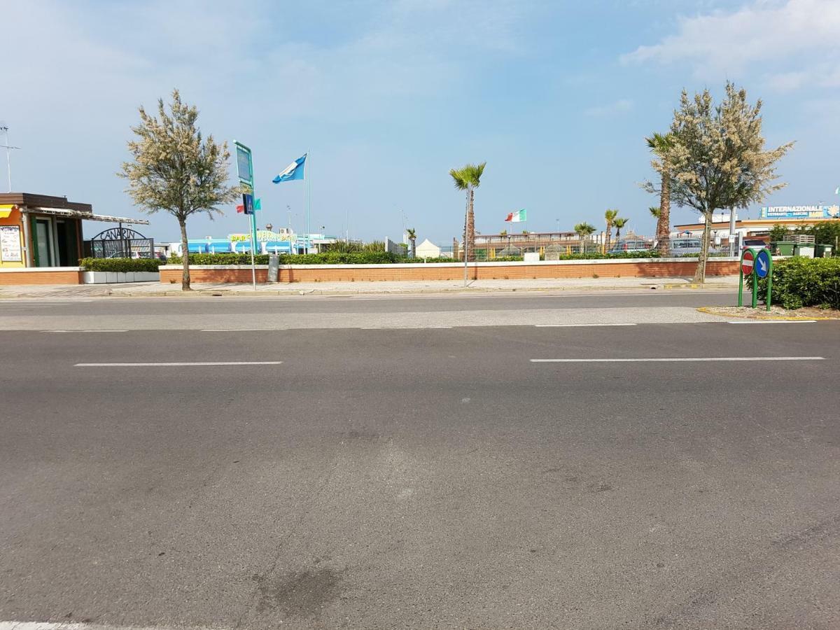 Sottomarina Beach Apartment Luaran gambar